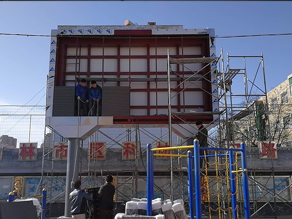 A successful case of delenser led display manufacturer - yulin school